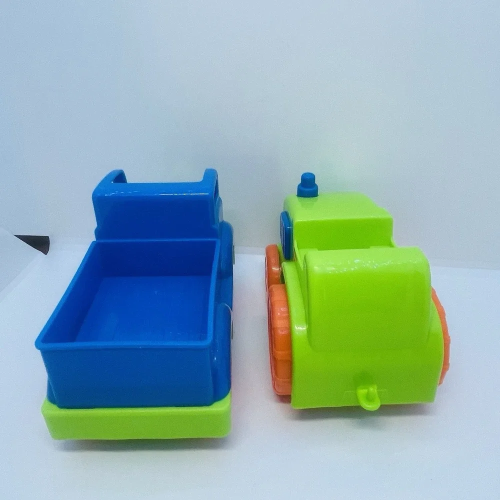 Push and Go Tractor & Pick-Up Truck Blue Green Orange‎ Wheels Tractor Has Hitch